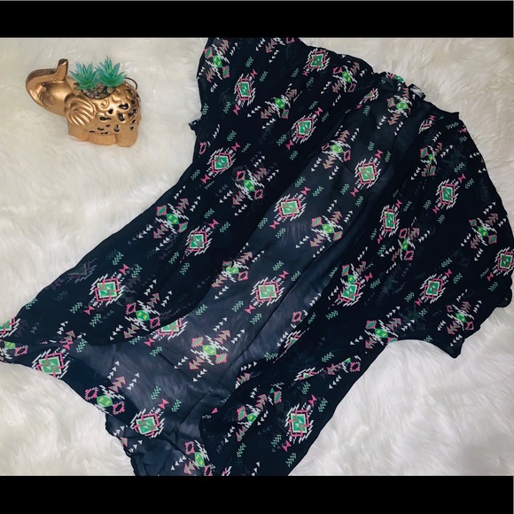 NWOT Beautiful tribal boho cardigan kimono - Picture 2 of 6